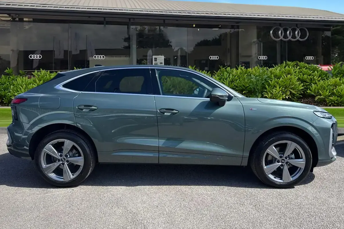 New Audi Q3 Sportback S-Line 150 HP (110 kW) 2026 Grey SUV