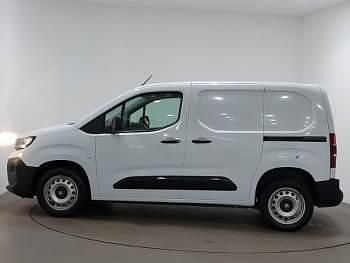 Used Vauxhall Combo 100 HP (73 kW) 2024 White Van