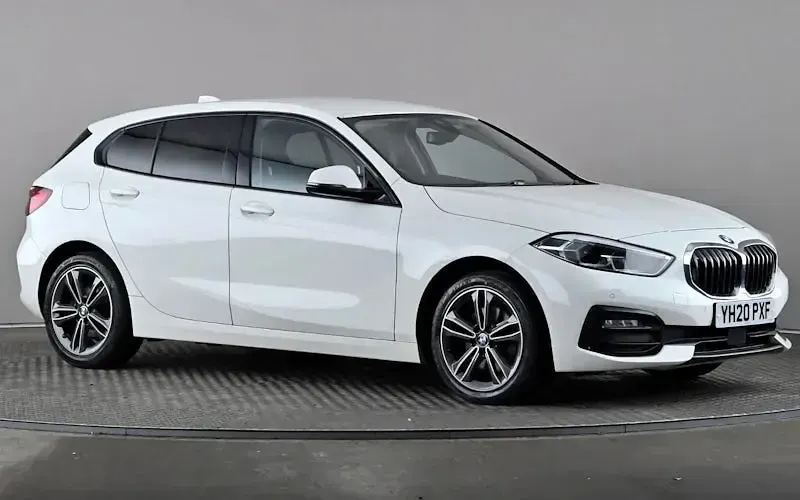 Usado BMW 118 Sport Line 140 CV (102 kW) 2020 Utilitario