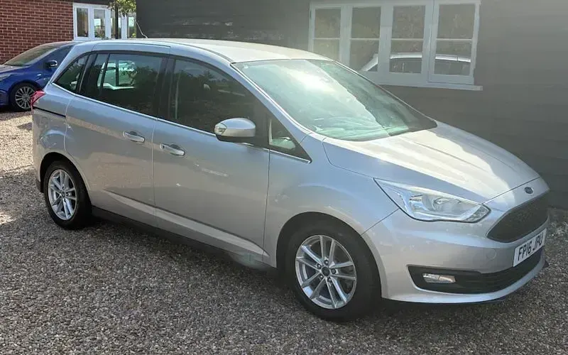 Used Ford Grand C-Max Zetec 120 HP (88 kW) 2016 MPV