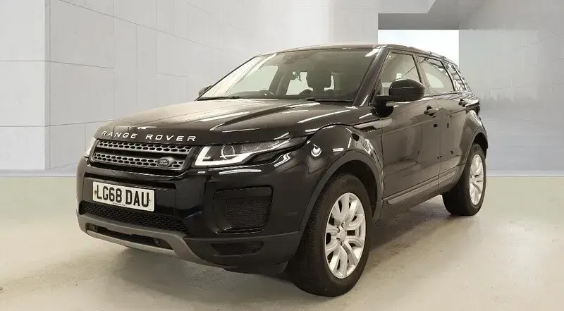 Used Land Rover Range Rover evoque SE 240 HP (176 kW) 2018 Black Hatchback