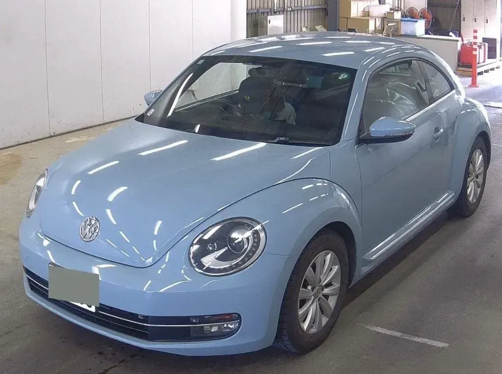 Used VW Beetle Design 105 HP (77 kW) 2015 Blue Hatchback