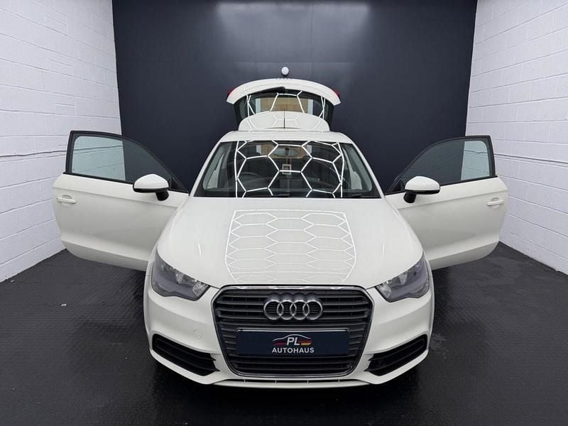 Begagnad Audi A1 Comfort 86 HK (63 kW) 2011 Vit Halvkombi