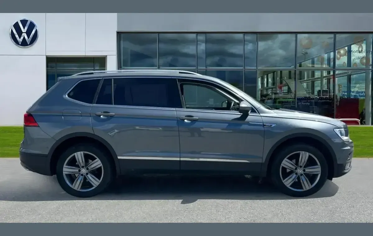 Used VW Tiguan Allspace Match 150 HP (110 kW) 2021 Grey SUV