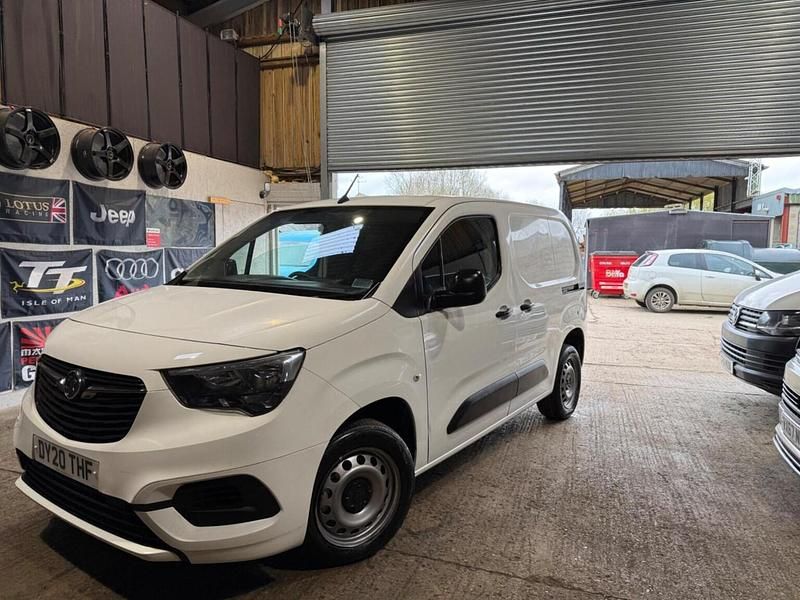 Used Vauxhall Combo Sportive 2020 White MPV