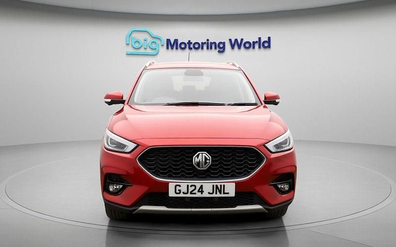 Used MG ZS Exclusive 111 HP (81 kW) 2024 Hatchback