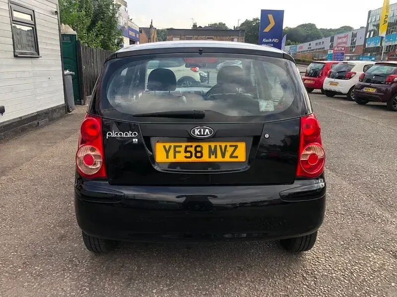 Used Kia Picanto 60 HP (44 kW) 2009 Black Hatchback