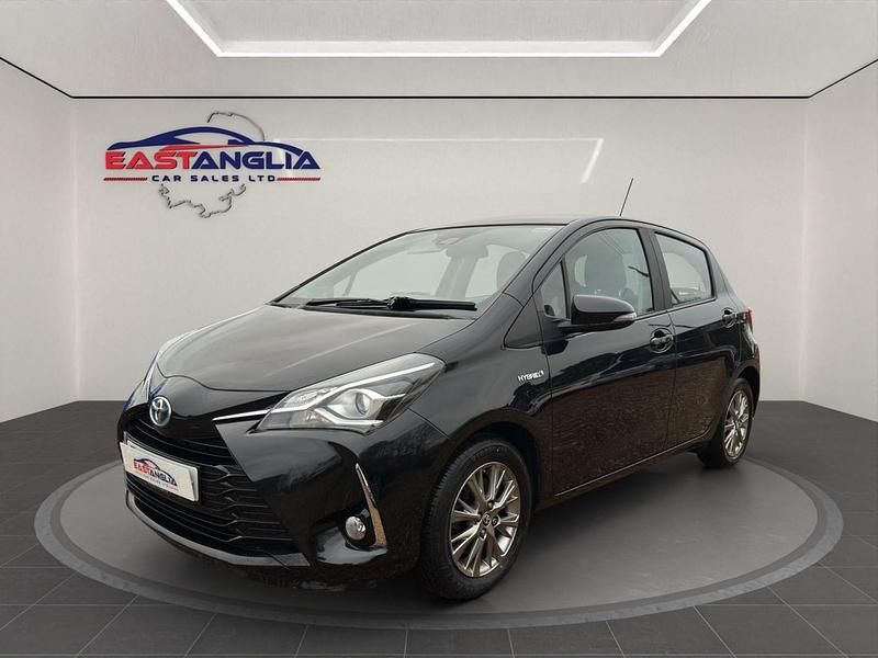 Used Toyota Yaris Hybrid 2019 Black Hatchback