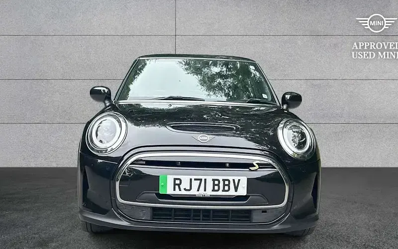 Used Mini Cooper S Level 2 135 kW (184 HP) 2023 Hatchback
