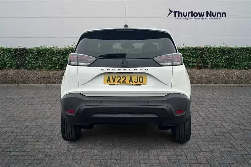 Used Vauxhall Crossland GS Line 110 HP (80 kW) 2022 White SUV
