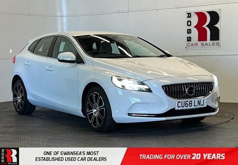 White Used 2018 Volvo V40 Inscription Estate | £13,495 (Fair price) - Image 1/4
