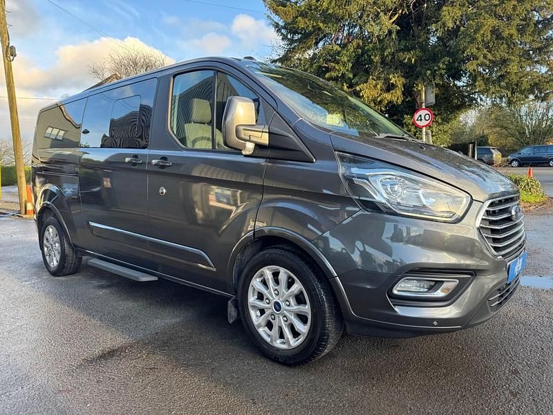 Used Ford Tourneo Titanium 130 HP (95 kW) 2020 Grey MPV