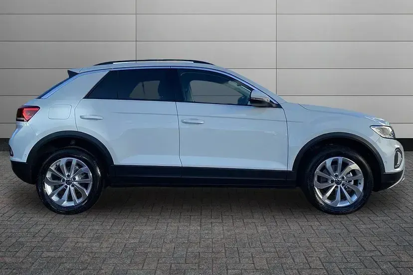 Used VW T-Roc Match 150 HP (110 kW) 2025 Pure white SUV