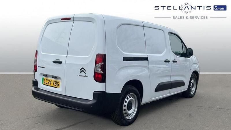 Used Citroën e-Berlingo 98 kW (134 HP) 2024 White MPV