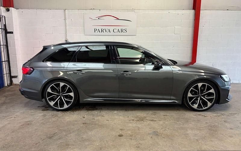 Used Audi RS4 Premium 451 HP (331 kW) 2018 Grey Estate