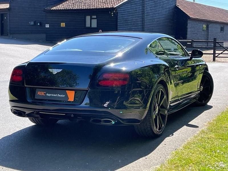 Used Bentley Continental 528 HP (388 kW) 2015 Black Sedan