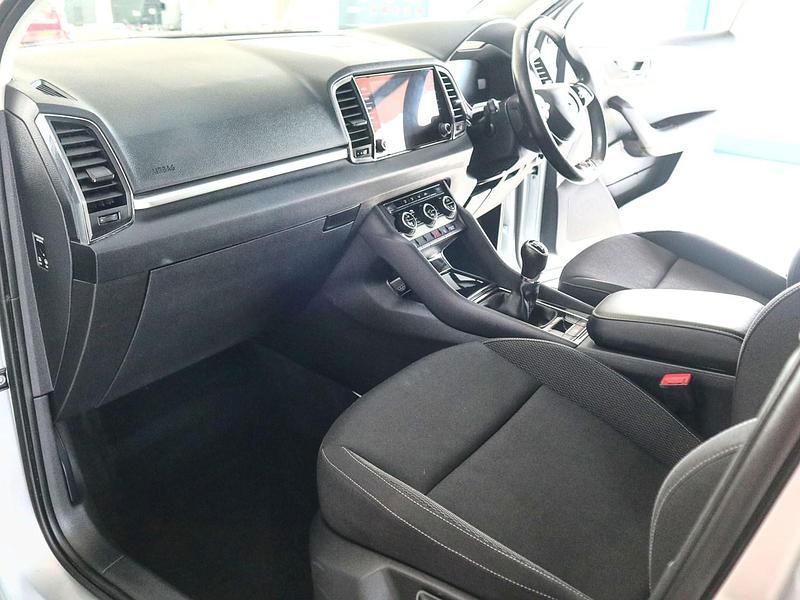 Used Skoda Karoq SE Drive 2023 Silver SUV