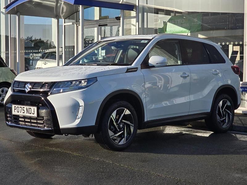 Used Suzuki Vitara 2025 White SUV