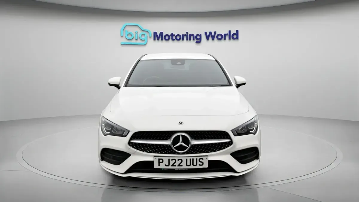 Used Mercedes CLA220 Shooting Brake AMG line 190 HP (139 kW) 2022 White Estate