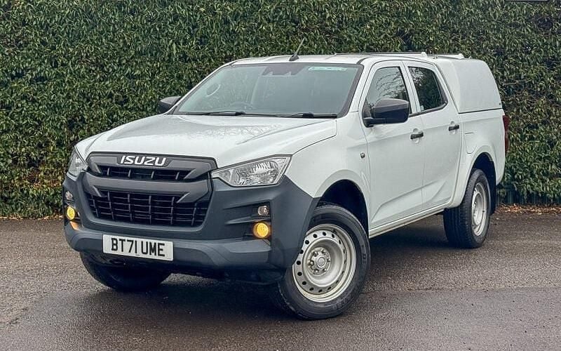 Used Isuzu D-Max 165 HP (121 kW) 2024 Cabriolet