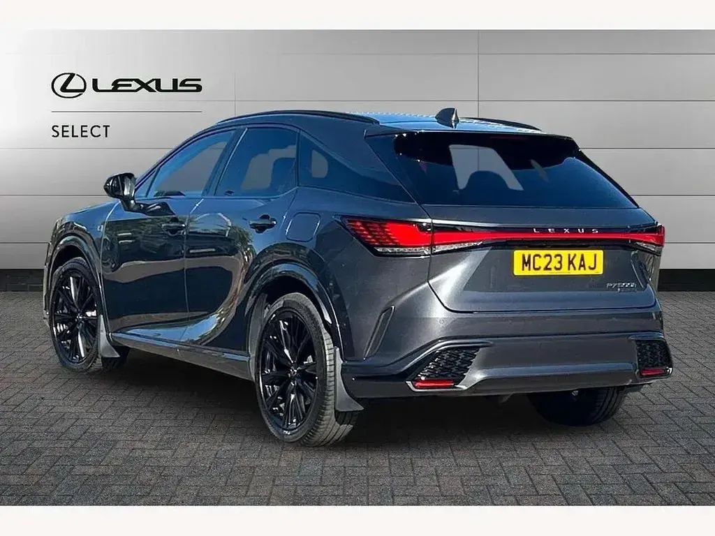 Usado Lexus RX500h Sport Line 371 HP (272 kW) 2023 Cinzento SUV
