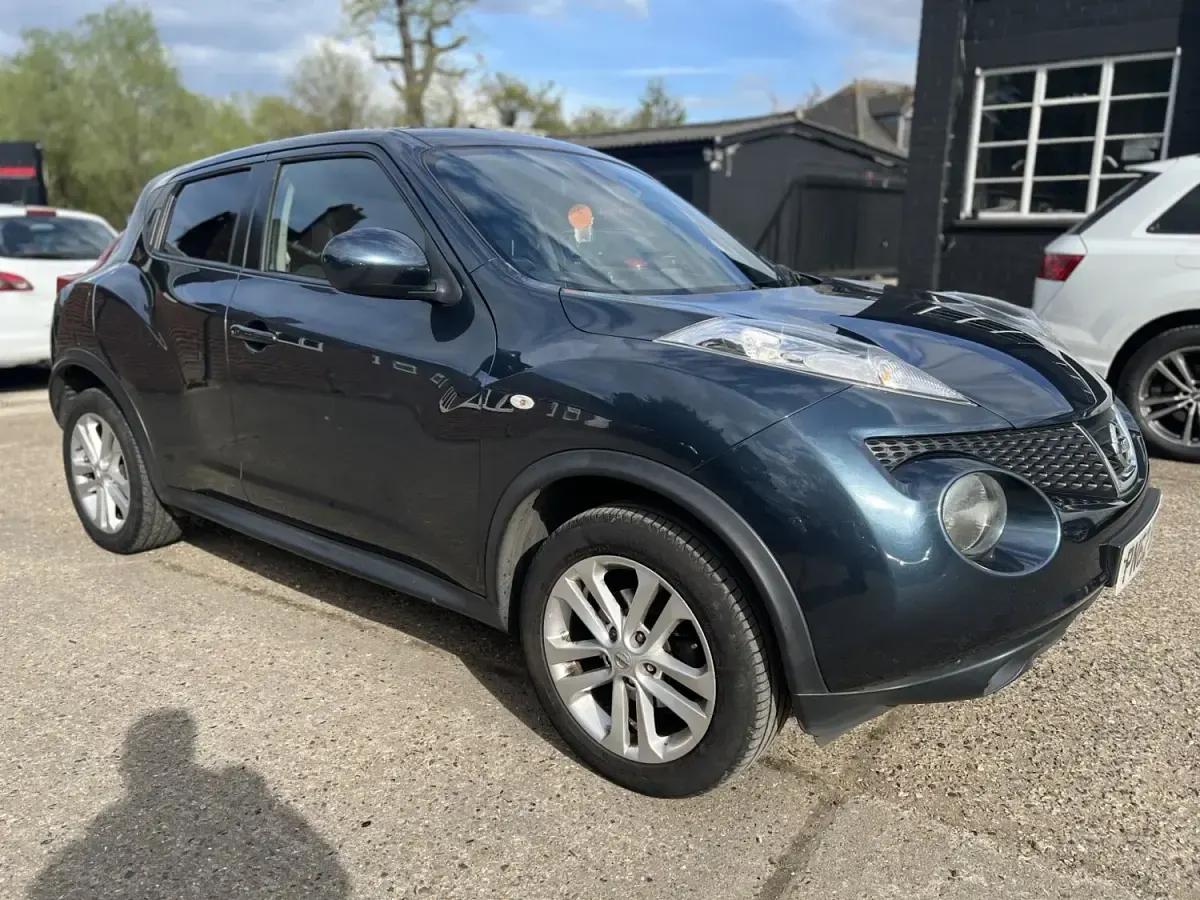 Begagnad Nissan Juke Tekna 2012 Blå SUV