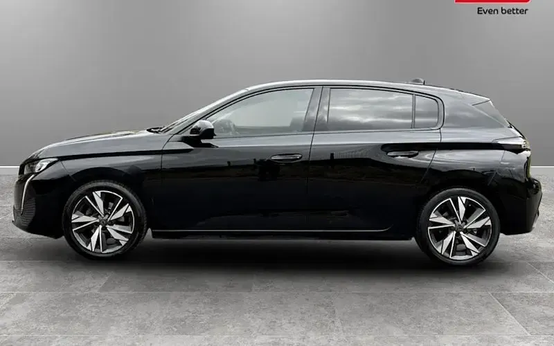 Used Peugeot 308 Allure 131 HP (96 kW) 2023 Black Hatchback