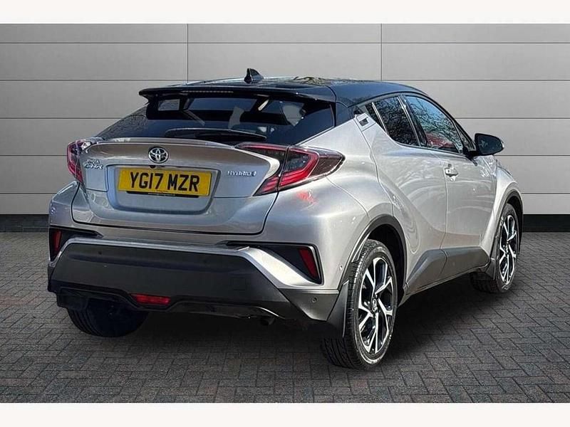 Used Toyota C-HR 122 HP (89 kW) 2017 Silver SUV