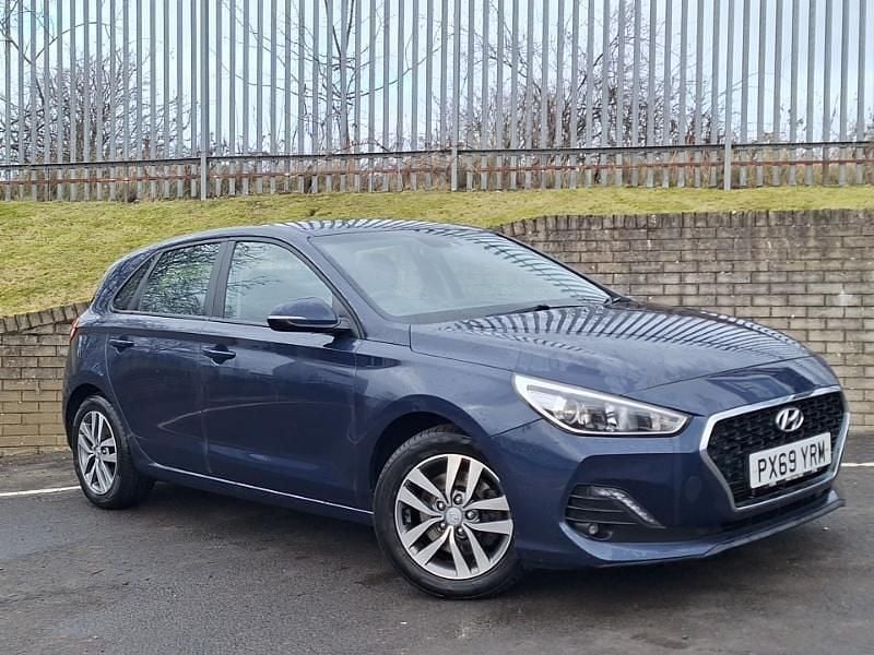 Blue Used 2019 Hyundai i30 SE Hatchback | £8,998 (Fair price) - Image 1/1