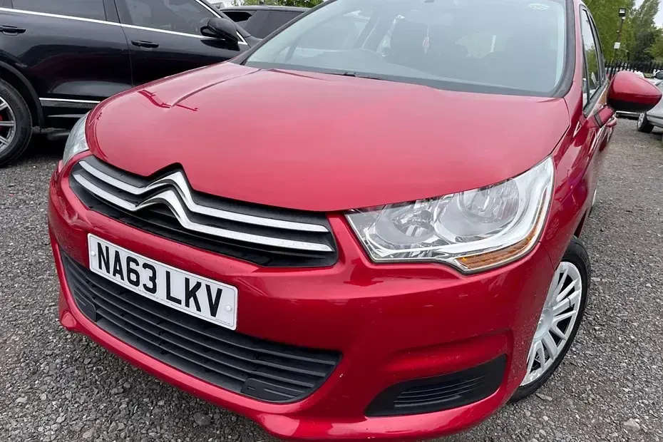 Used Citroën C4 VTR Sport 2013 Red Hatchback