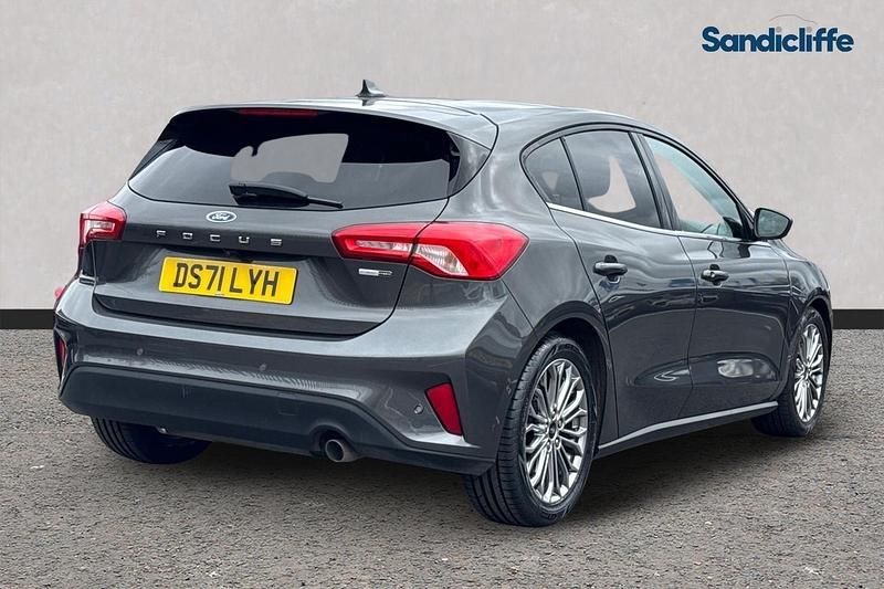 Used Ford Focus 125 HP (91 kW) 2022 Grey Hatchback