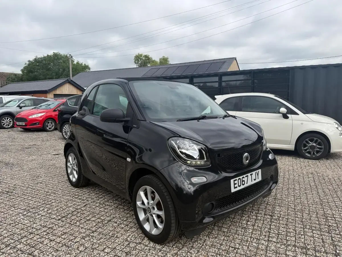 Used Smart ForTwo Coupé Passion 71 HP (52 kW) 2017 Black Coupe