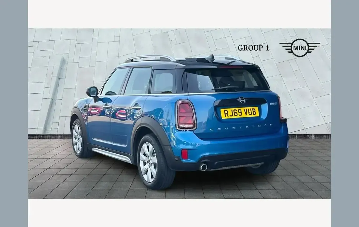 Used Mini Cooper Countryman Classic 134 HP (98 kW) 2019 Blue SUV
