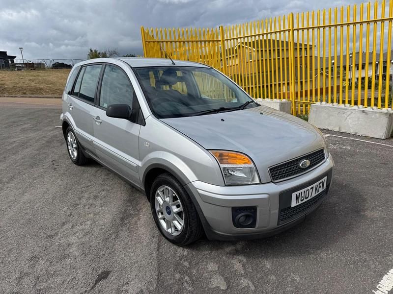 Used Ford Fusion Zetec 2007 Silver Hatchback