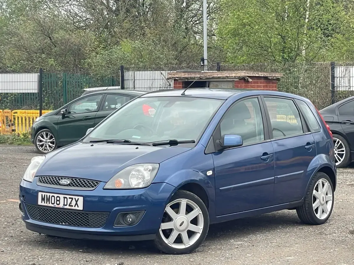 Usado Ford Fiesta Zetec 2008 Azul Citadino
