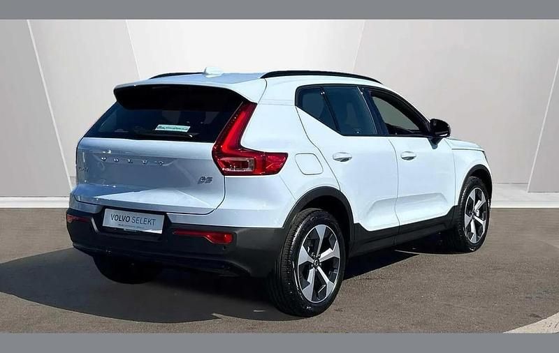 Used Volvo XC40 Plus 161 HP (118 kW) 2025 Blue SUV