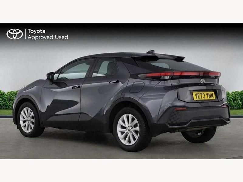 Used Toyota C-HR 138 HP (101 kW) 2024 Grey SUV