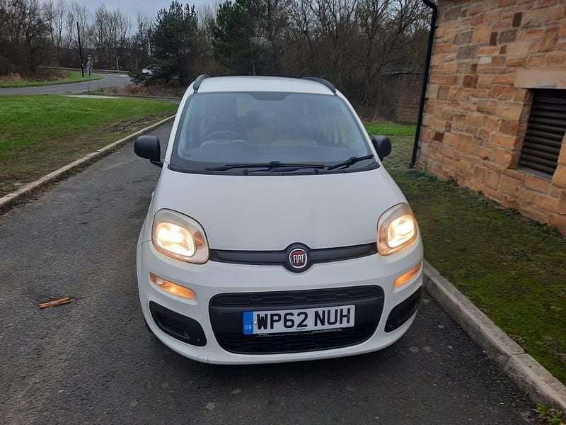 White Used 2012 Fiat Panda Easy Hatchback | £3,495 (Fair price) - Image 1/4