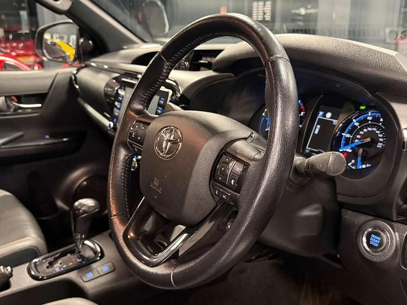 Used Toyota HiLux 2021 Black Pickup