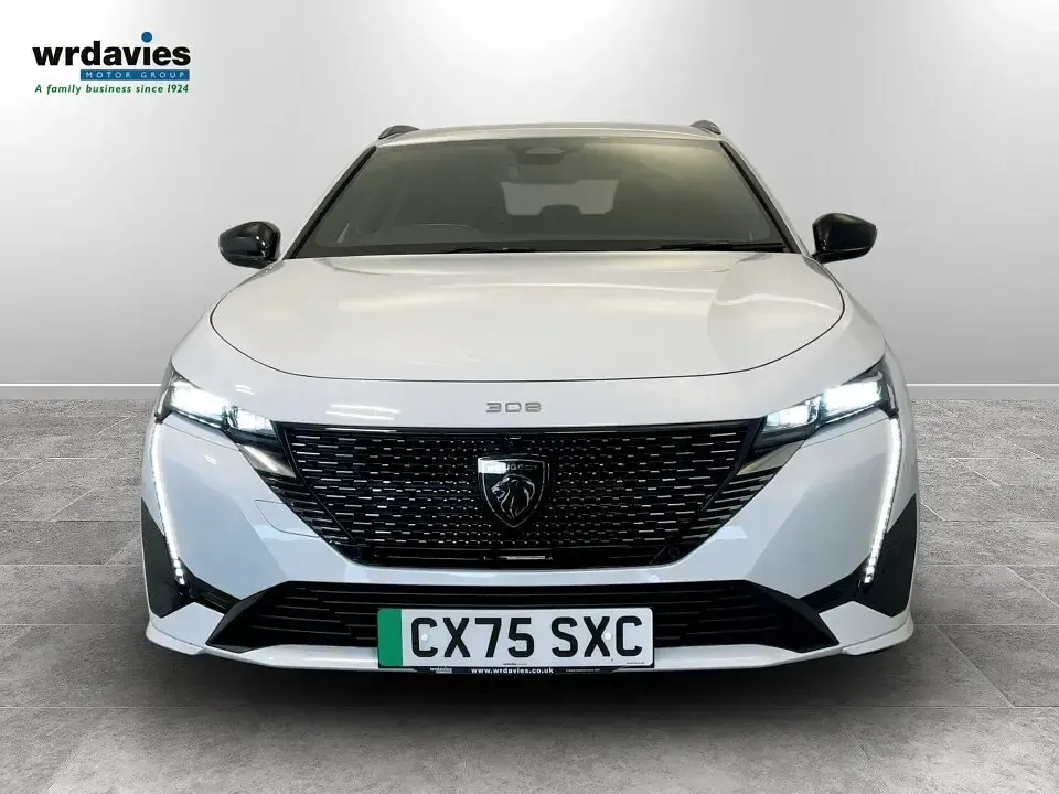 Used Peugeot 308 GTi 114 kW (156 HP) 2025 White Estate