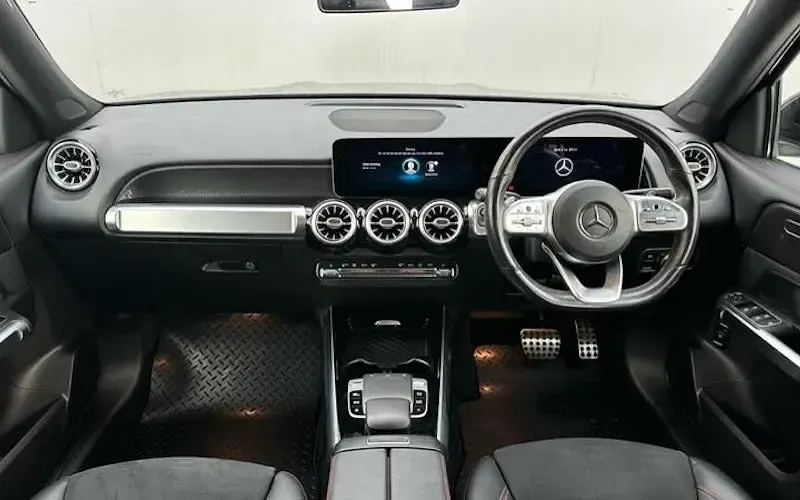 Used Mercedes GLB200 AMG line 150 HP (110 kW) 2022 SUV