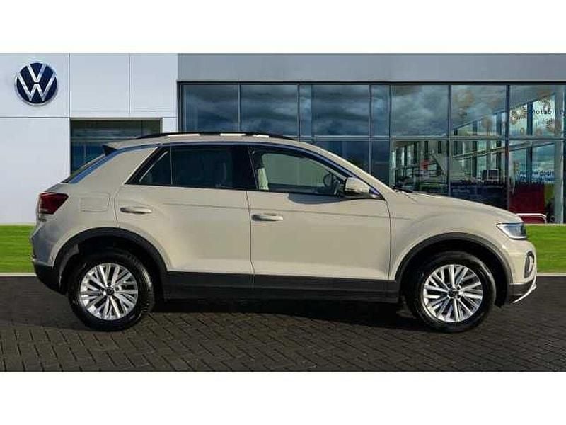 Used VW T-Roc Life 150 HP (110 kW) 2022 Grey SUV