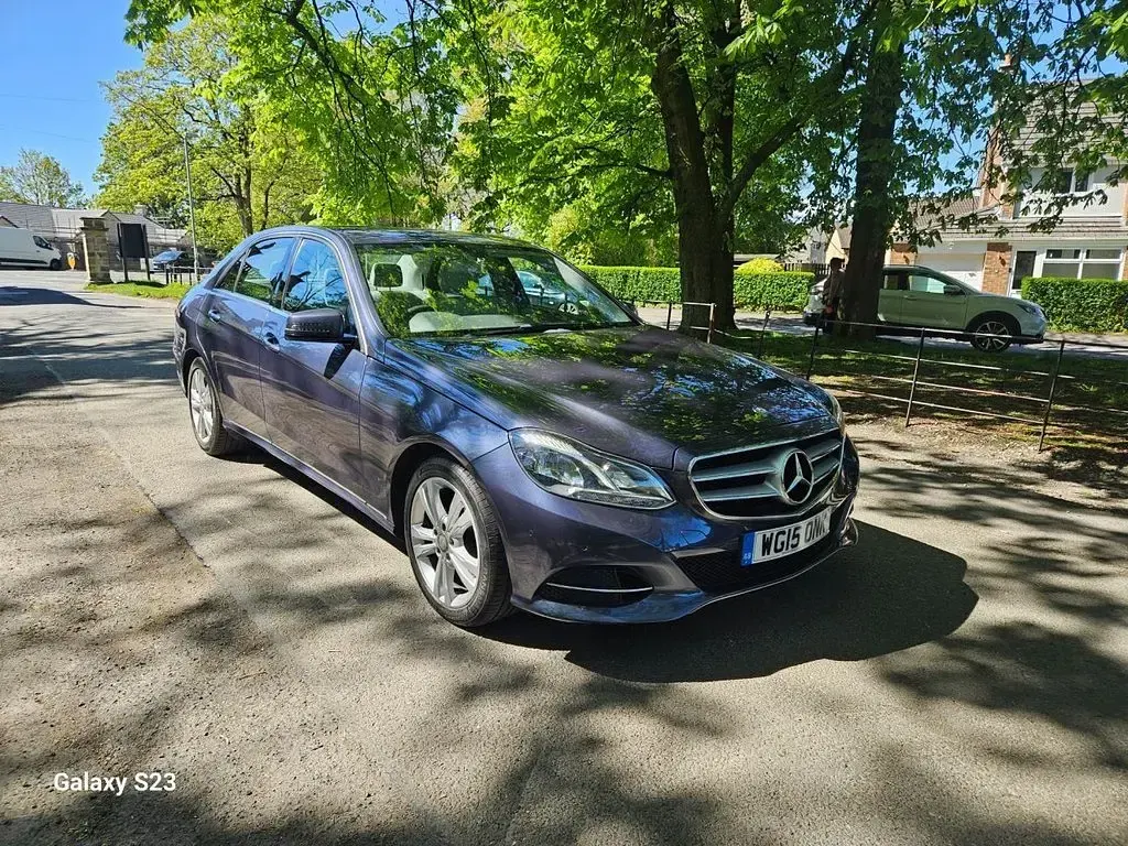 Used Mercedes E220 SE 177 HP (130 kW) 2015 Blue Sedan