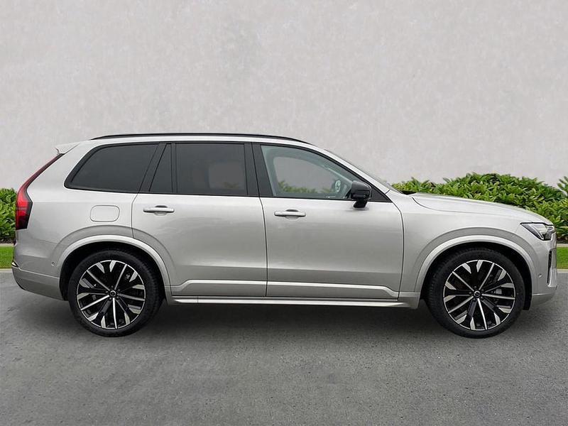 Used Volvo XC90 Ultra 449 HP (330 kW) 2025 Silver SUV