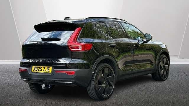 Used Volvo XC40 Plus 194 HP (142 kW) 2026 SUV