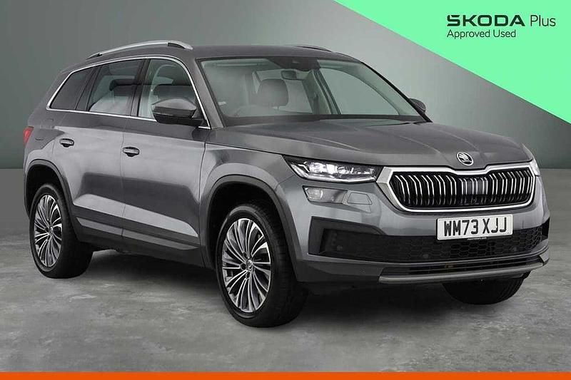 Graphite grey metallic Used 2024 Skoda Kodiaq SE L Executive SUV | £28,600 (Super price) - Image 1/4