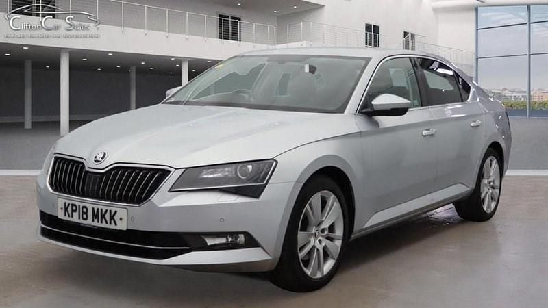 Silver Used 2018 Skoda Superb SE L Executive Hatchback | £14,450 (Good price) - Image 1/4