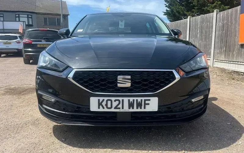 Used Seat Leon SE Dynamic 131 HP (96 kW) 2023 Hatchback