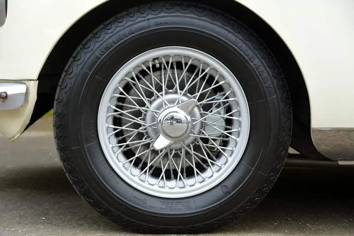 Used MG B GT 1967 White Coupe
