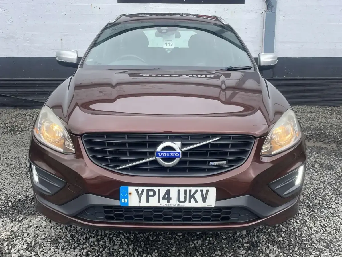 Usado Volvo XC60 R-Design 2014 Marrón SUV